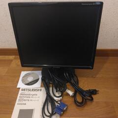 パソコン用ディスプレイ　17インチ