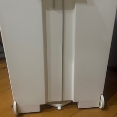 【受渡先決定】ペダル式ゴミ箱の画像