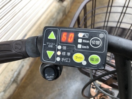 611  ブリヂストン新機種電動アシスト自転車poLKU26インチピンクアルミボディー