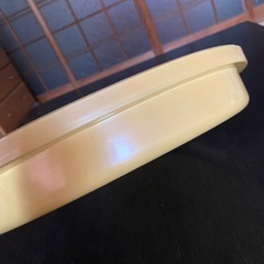 【新品未使用】ザル付き丸盆　高級美術漆器　35cm 朱塗り　手付きの画像