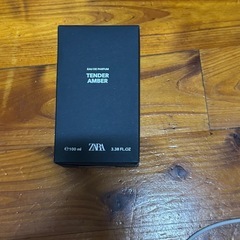 ZARA テンダーアンバーオードパルファム