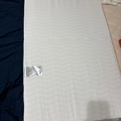 西川の新生児用布団と布団カバー、マットレス、マットレスカバーと枕の画像