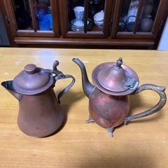 銅アンテイツク食器(ポット高さ15cm)の画像