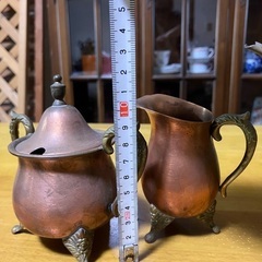 銅アンテイツク食器(ポット高さ15cm)の画像