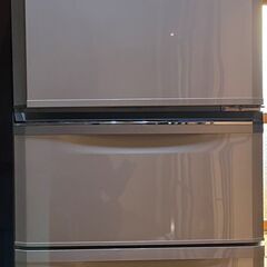 [取引中] 2012年製 三菱 冷蔵庫 MR-C34W-W [引...