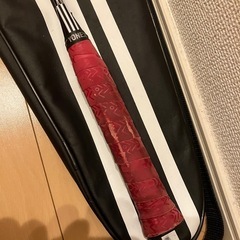 競技用バトミントンラケット　カーボンの画像