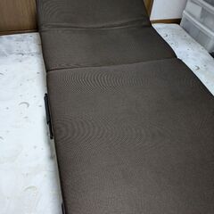折り畳み　ベッド　セミシングル　の画像