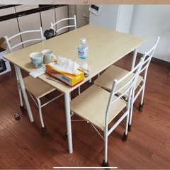 【3000円】4人用ダイニングテーブルと椅子セット（引き取り限定）