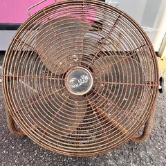 業務用扇風機　の画像