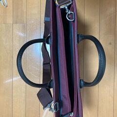 ★☆★格安！激レア！ほとんど未使用！長期保管品！オフにも使える！おしゃれなＧＡＴＳＢＹのビジネス2WAYバッグ！★☆★の画像