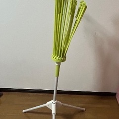 物干しスタンド部屋干し　室内干し　洗濯物干し　上の部分が一本欠如...