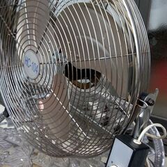工場扇風機の画像