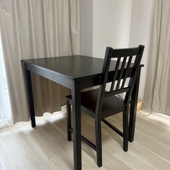 IKEA ダイニングセット　机＋椅子