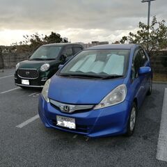 フィットHV　さわやかなサマーブルー色