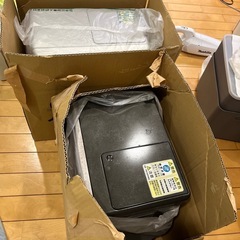 石油ファンヒーター2台と灯油ストッカー