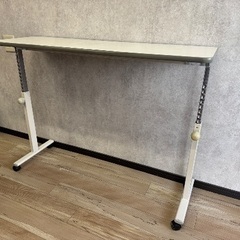 介護向け ベッドサイドテーブル パラマウントの画像