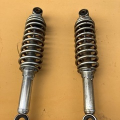 ヤマハ純正リヤサス.SR125で使用