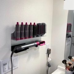 Dysonエアラップ / ヘアドライヤー用 壁掛け収納スタンドの画像