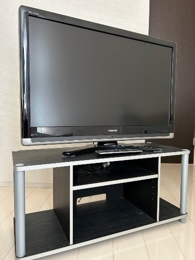 テレビとテレビ台　値下げしました。