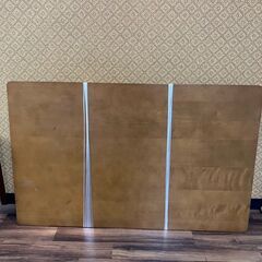 ダイニングテーブル/ダイニングチェア　5点セットの画像