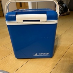 クーラーボックス