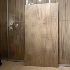有孔ボード　約160cm 90cm　