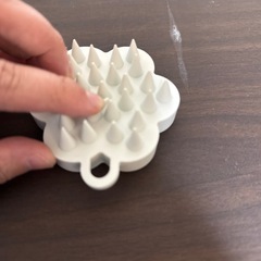 頭皮マッサージブラシの画像