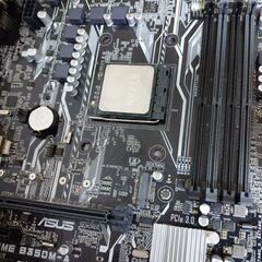 AMD Ryzen7 1700とASUS B350M-Aの画像