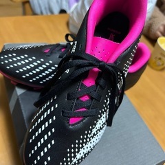 adidasスパイク