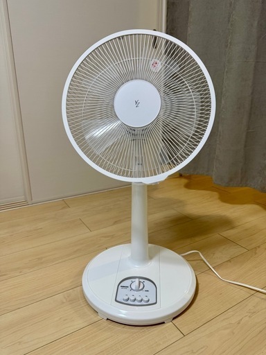 【箱入り】リビング扇風機（山善AMT-KC30(W)）\n