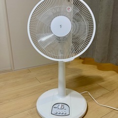 【箱入り】リビング扇風機（山善AMT-KC30(W)）
