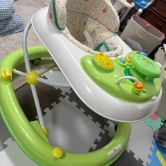 【取引終了】西松屋　赤ちゃん用　歩行器（エンジョイ ウォーカーステップ2 グリーン）の画像