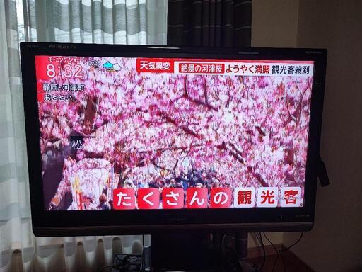 シャープ　42型テレビ　Blu-rayドライブ内蔵