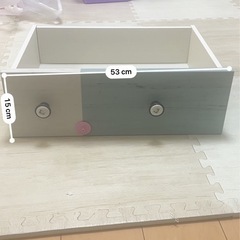 衣類タンスの画像