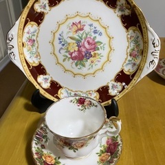 コーヒーカップ1客とお皿1枚