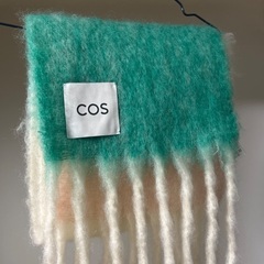 COS モヘアマフラー