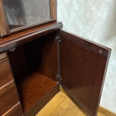 書棚、棚の画像