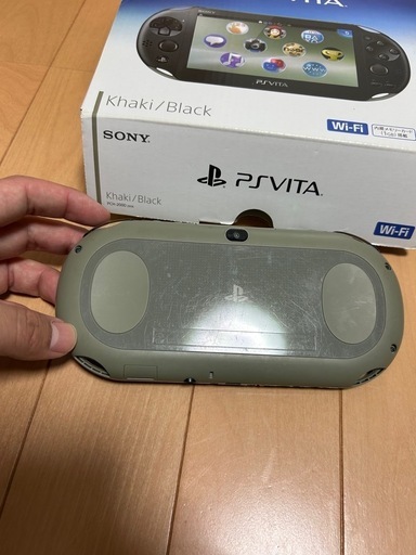 PSVita2000 ケース、マイクラ、8GBメモリー Wi-Fiモデル PSVita2000