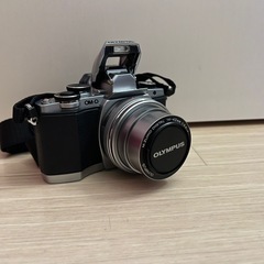 【超美品】ミラーレス一眼の画像