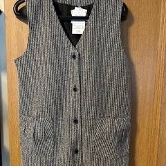 3月中のみ取引可‼️【新品未使用、レディースベスト❣️】の画像