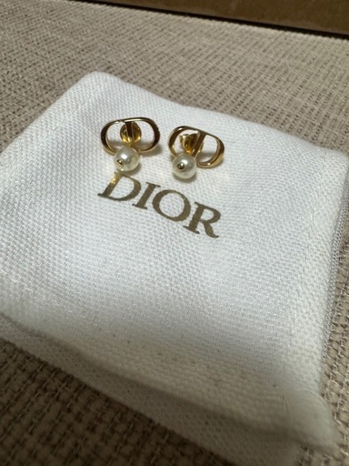 dior  ピアス