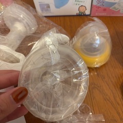 出産準備用品セット　搾乳機　哺乳瓶などの画像