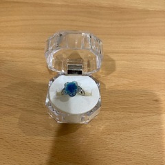 おもちゃの指輪