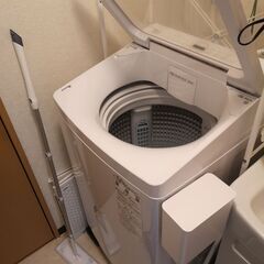 洗濯機　AQUA　AQW-VA8P