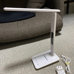 デスクランプ
