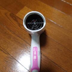 ドライヤーの画像