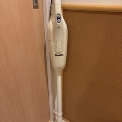 マキタ スティッククリーナー CL102D