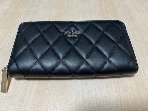 ケイトスペード 長財布（ラウンドファスナー）