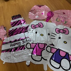 ハローキティ誕生日 飾り付け 女の子の画像