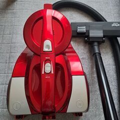 古め　サイクロン式掃除機